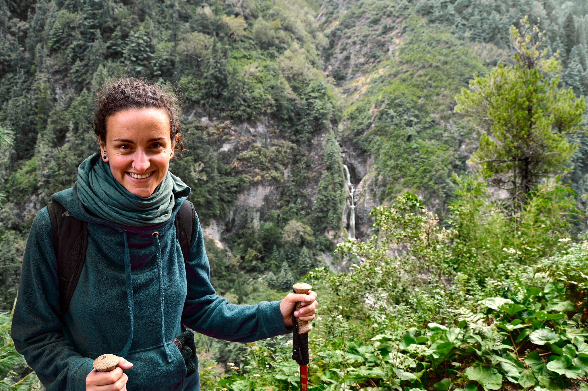 sandra modega de viaje en bosque. sobre mi
